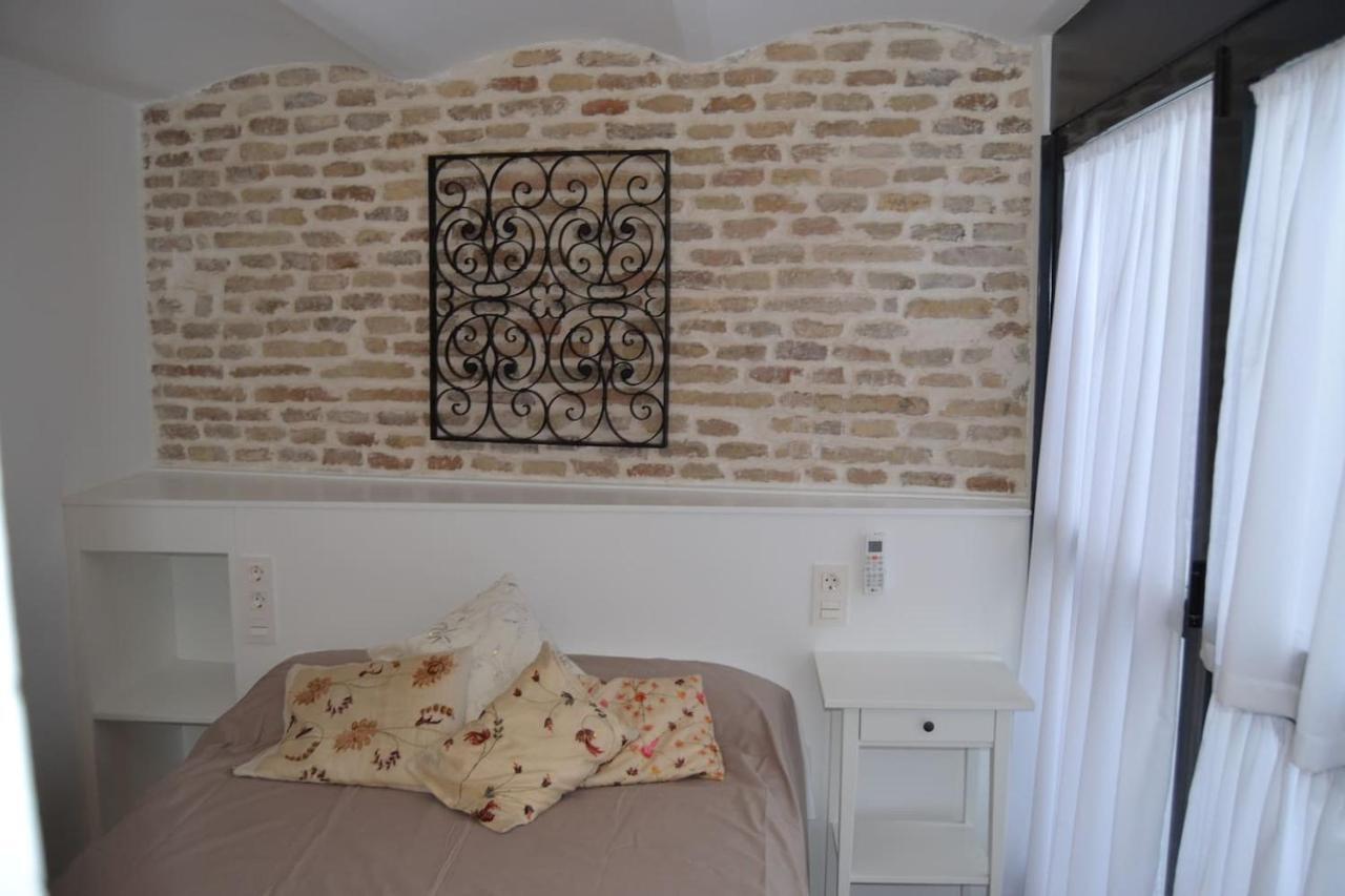 Duplex Alameda De Hercules Sevilla Exteriör bild